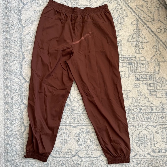 Girlfriend Collective Summit Track Pant - Picture 2 of 4
